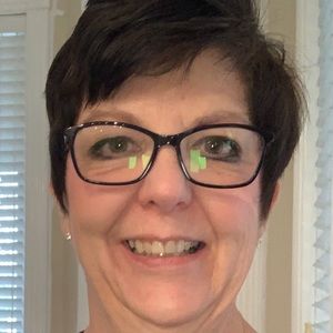 Meet your Posher, Carol